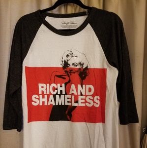 Marilyn Monroe Rich and Shameless shirt size med
